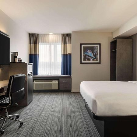 Microtel Inn & Suites By Wyndham Boisbriand Sainte-Thérèse-de-Blainville المظهر الخارجي الصورة