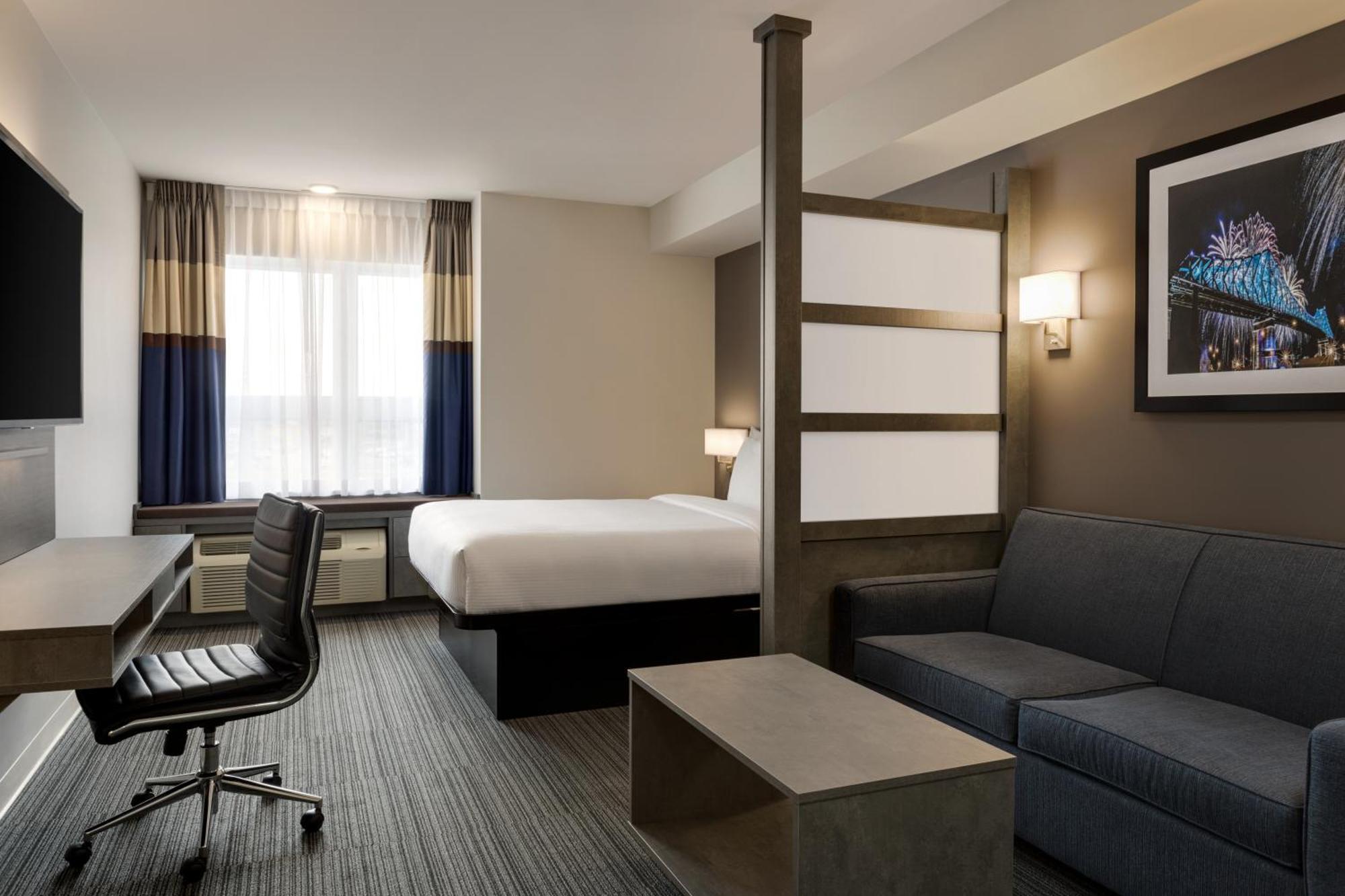 Microtel Inn & Suites By Wyndham Boisbriand Sainte-Thérèse-de-Blainville المظهر الخارجي الصورة