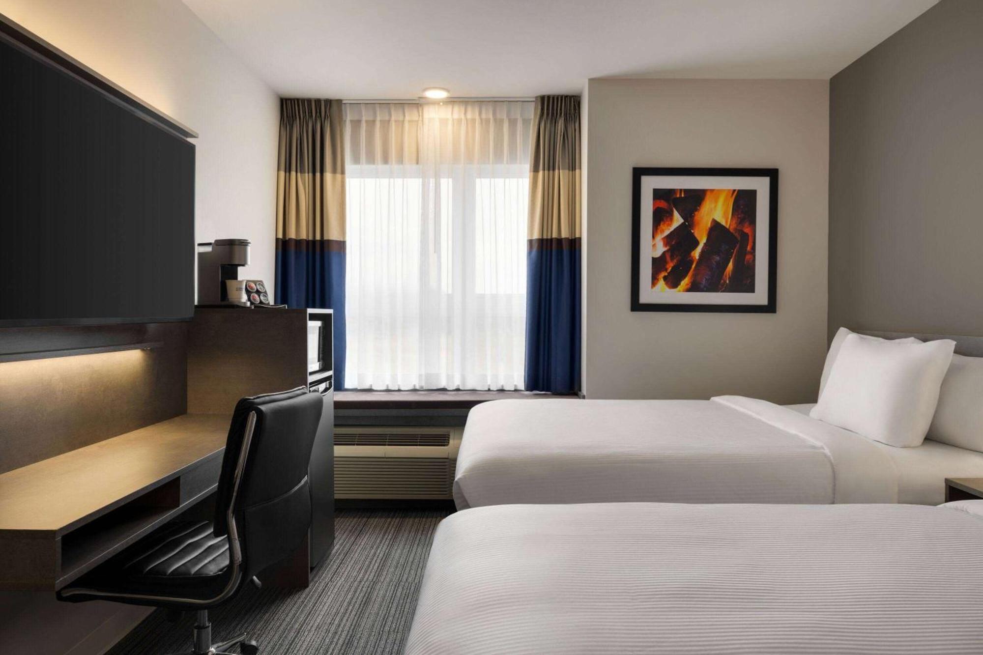 Microtel Inn & Suites By Wyndham Boisbriand Sainte-Thérèse-de-Blainville المظهر الخارجي الصورة