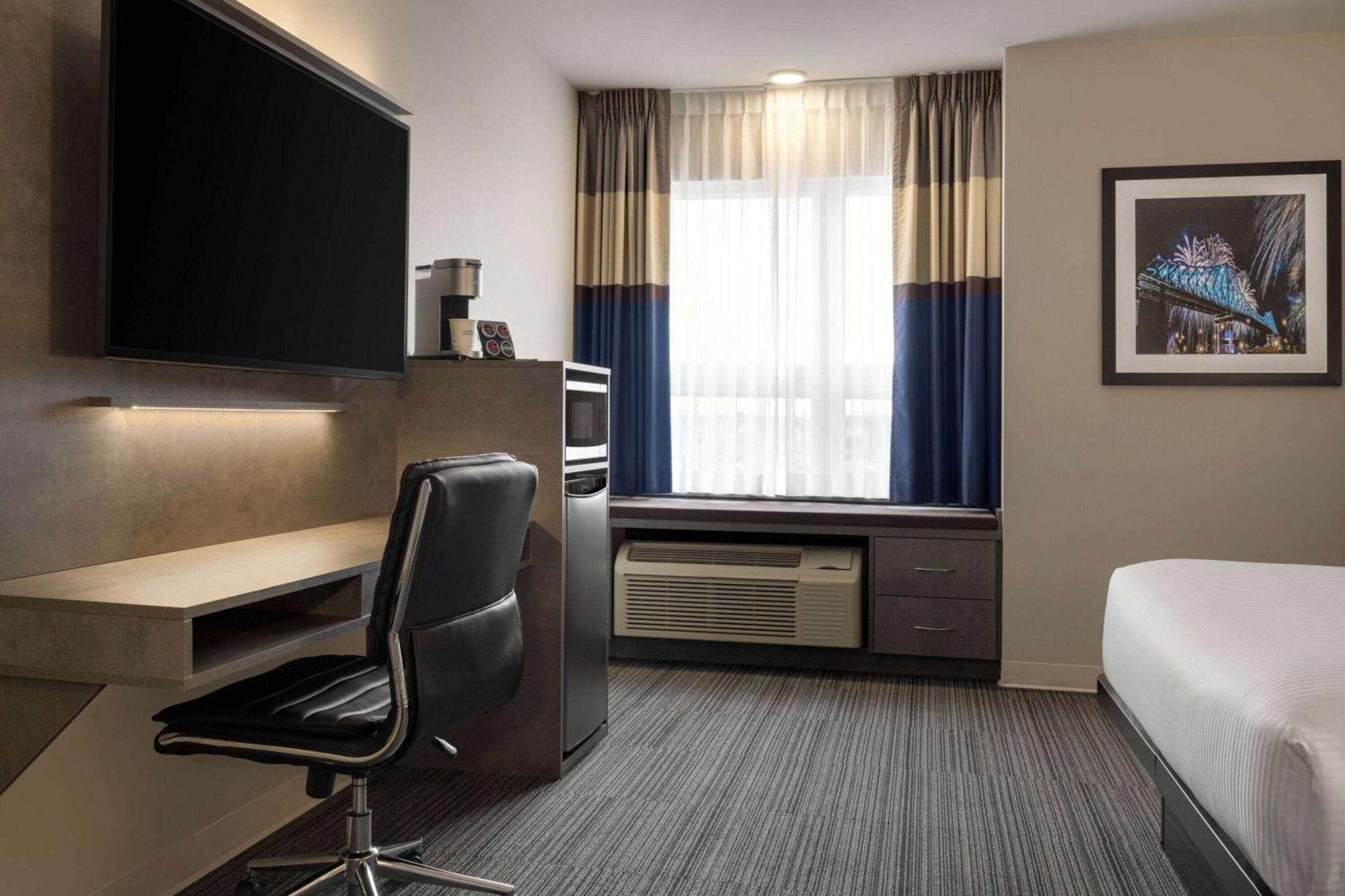 Microtel Inn & Suites By Wyndham Boisbriand Sainte-Thérèse-de-Blainville المظهر الخارجي الصورة